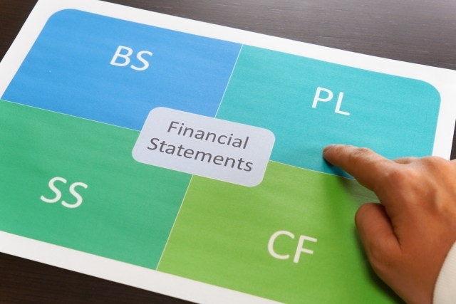 PL・BS・DF・SSと書かれた紙